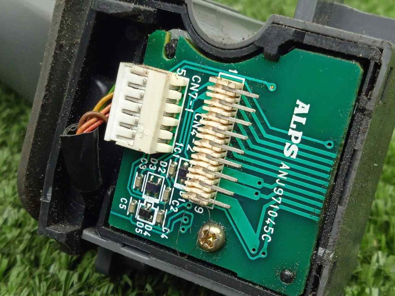 Recambio de mando limpia para volvo xc70 2.4 20v turbo cat referencia OEM IAM   LIMPIA. TRASERO