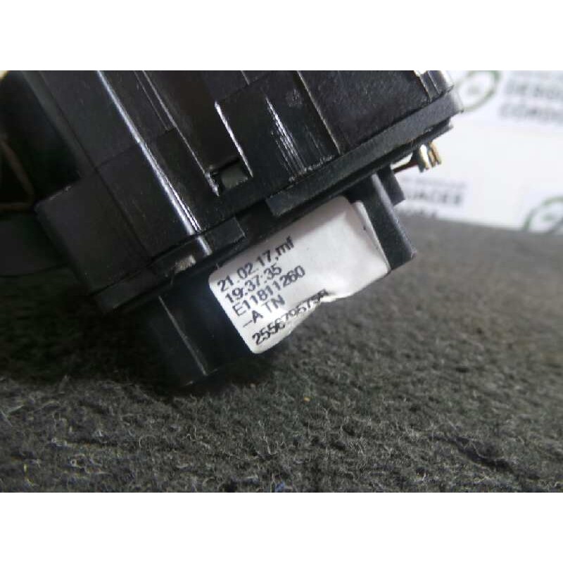 Recambio de mando limpia para dacia sandero stepway referencia OEM IAM 255679575R-E11811260 13.PINES 