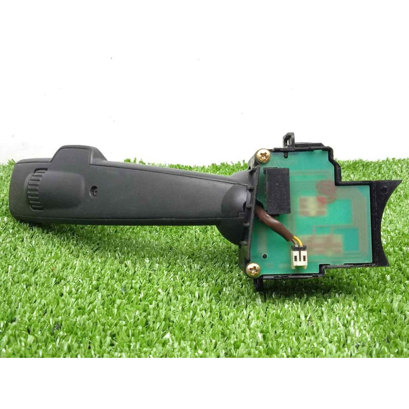 Recambio de mando limpia para volvo s40 berlina 2.0 diesel cat referencia OEM IAM   