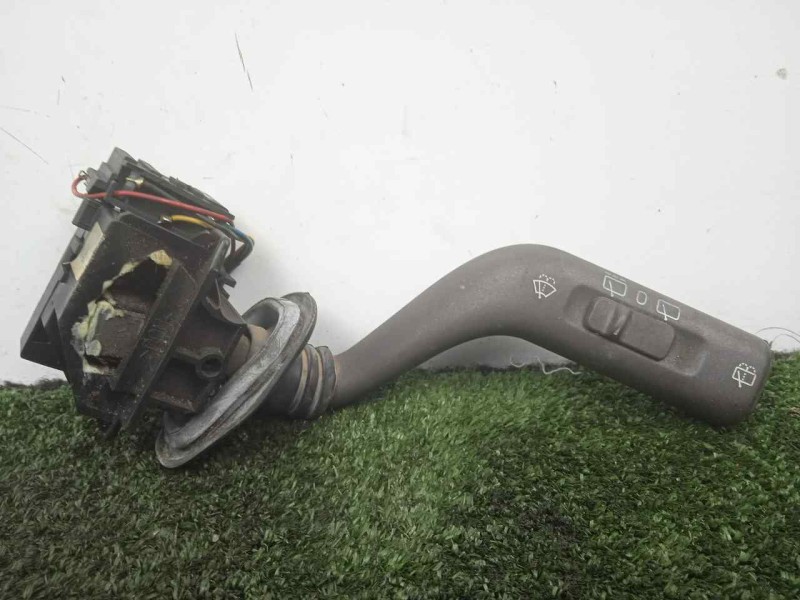 Recambio de mando limpia para volvo v40 familiar 1.9 diesel cat referencia OEM IAM 30613553  