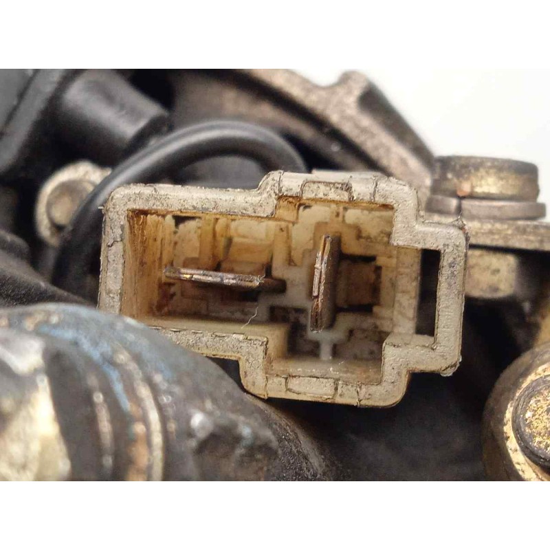 Recambio de alternador para tata indica referencia OEM IAM F002G10433 85AH - BOSCH POLEA.FIJA - 4.CANALES