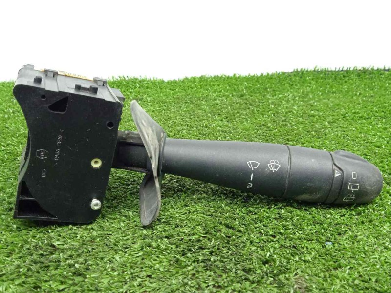 Recambio de mando limpia para renault kangoo 4x4 1.9 dti diesel referencia OEM IAM 8200090338-34484801AG  