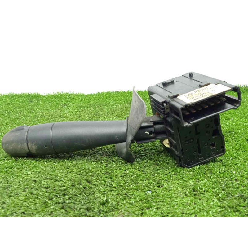 Recambio de mando limpia para renault kangoo 4x4 1.9 dti diesel referencia OEM IAM 8200090338-34484801AG  