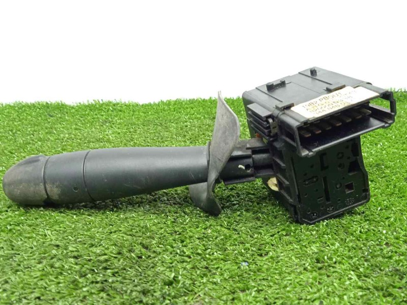 Recambio de mando limpia para renault kangoo 4x4 1.9 dti diesel referencia OEM IAM 8200090338-34484801AG  