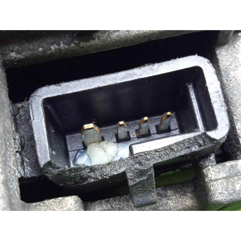 Recambio de alternador para ssangyong musso 2.9 turbodiesel cat referencia OEM IAM  75AH - 12V POLEA.FIJA - 6.CANALES