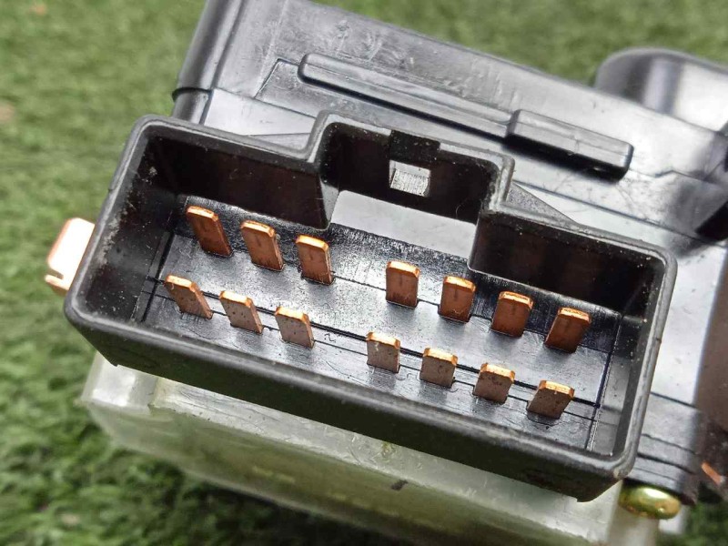 Recambio de mando limpia para ssangyong rodius 2.7 turbodiesel cat referencia OEM IAM SINREFERENCIA  