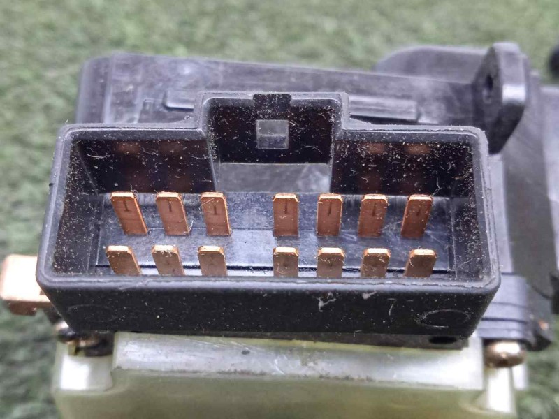 Recambio de mando limpia para ssangyong rexton 2.7 turbodiesel cat referencia OEM IAM SINREFERENCIA  