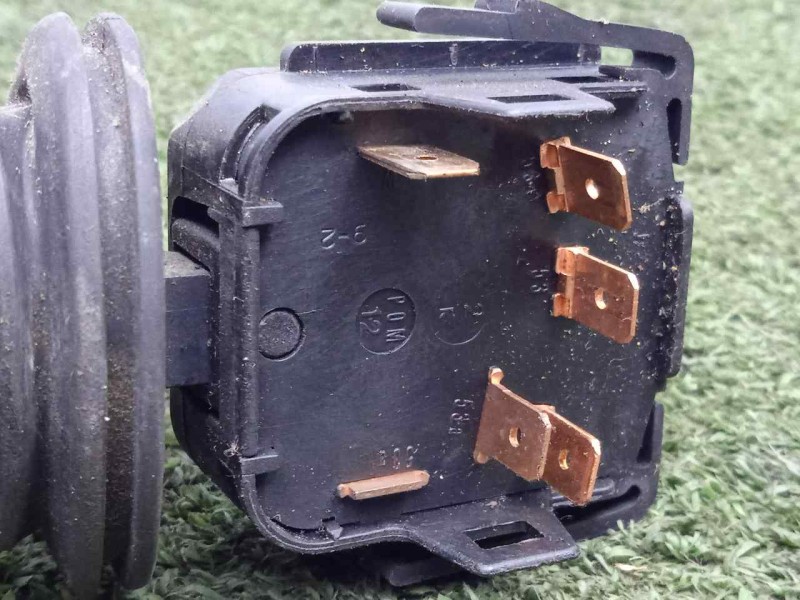 Recambio de mando limpia para nissan l - 60.095 3.9 diesel referencia OEM IAM SINREFERENCIA  