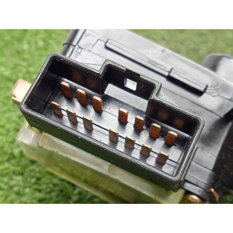 Recambio de mando limpia para ssangyong rexton 2.7 turbodiesel cat referencia OEM IAM   