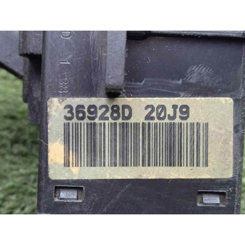 Recambio de mando limpia para nissan serena (c23m) 2.3 diesel referencia OEM IAM 36928D  