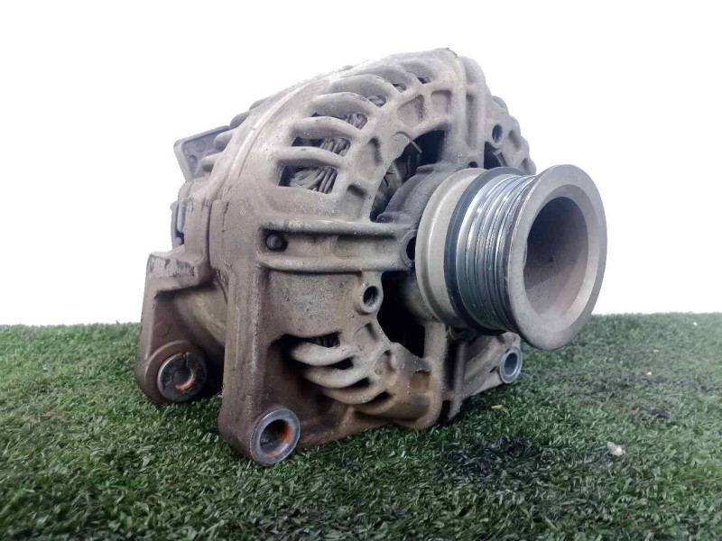 Recambio de alternador para opel zafira b 1.8 16v referencia OEM IAM 0124425020-55556067 100AH - BOSCH POLEA.FIJA - 5.CANALES