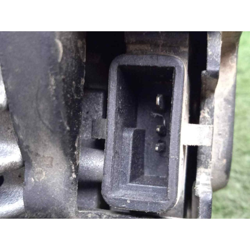 Recambio de alternador para ssangyong musso 2.9 turbodiesel cat referencia OEM IAM SINREFERENCIA 75AH POLEA.EMBRAGUE - 6.CANALES