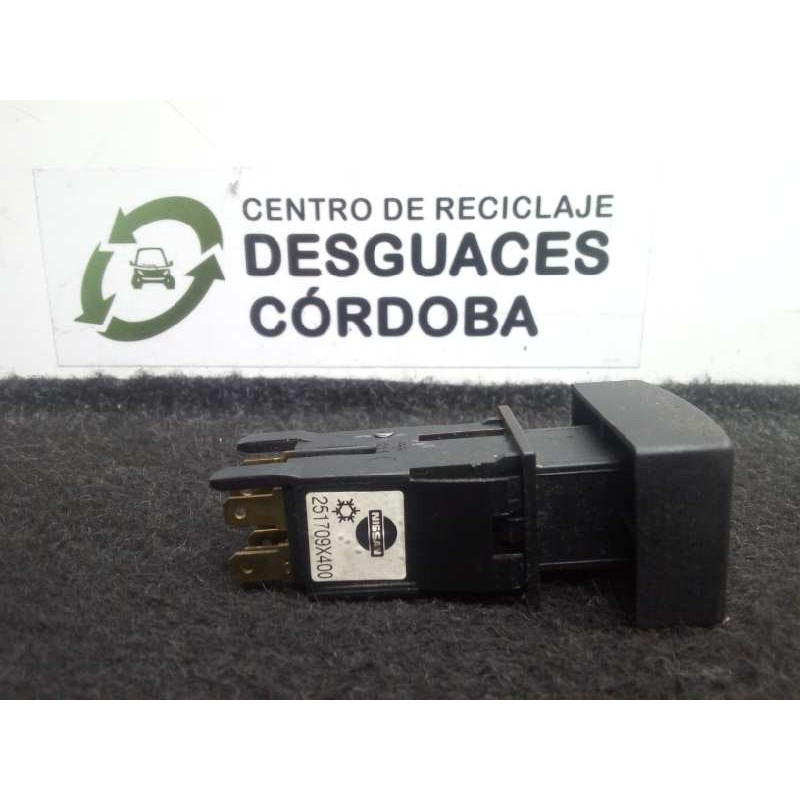 Recambio de interruptor para nissan atleon referencia OEM IAM 251709X400 A/C 