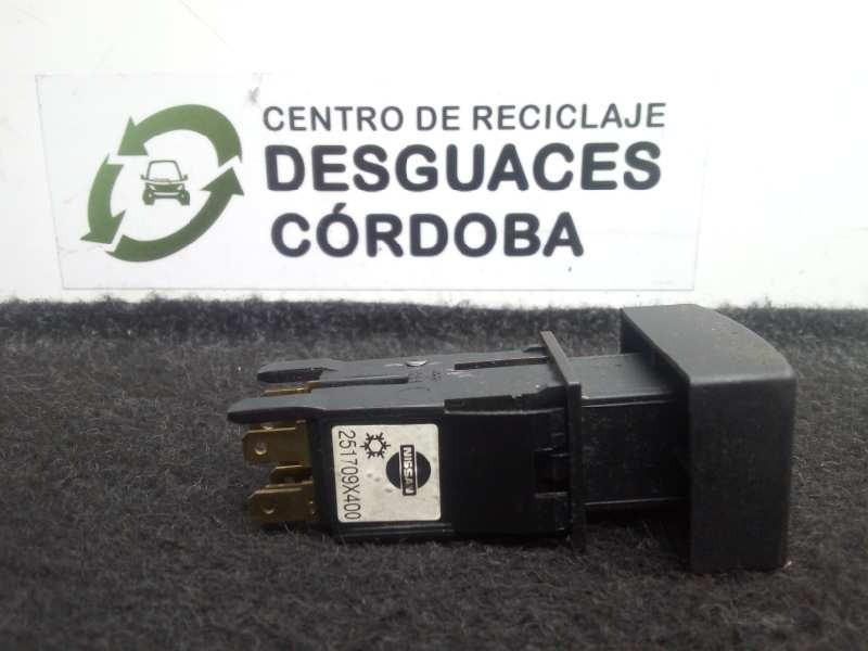 Recambio de interruptor para nissan atleon referencia OEM IAM 251709X400 A/C 