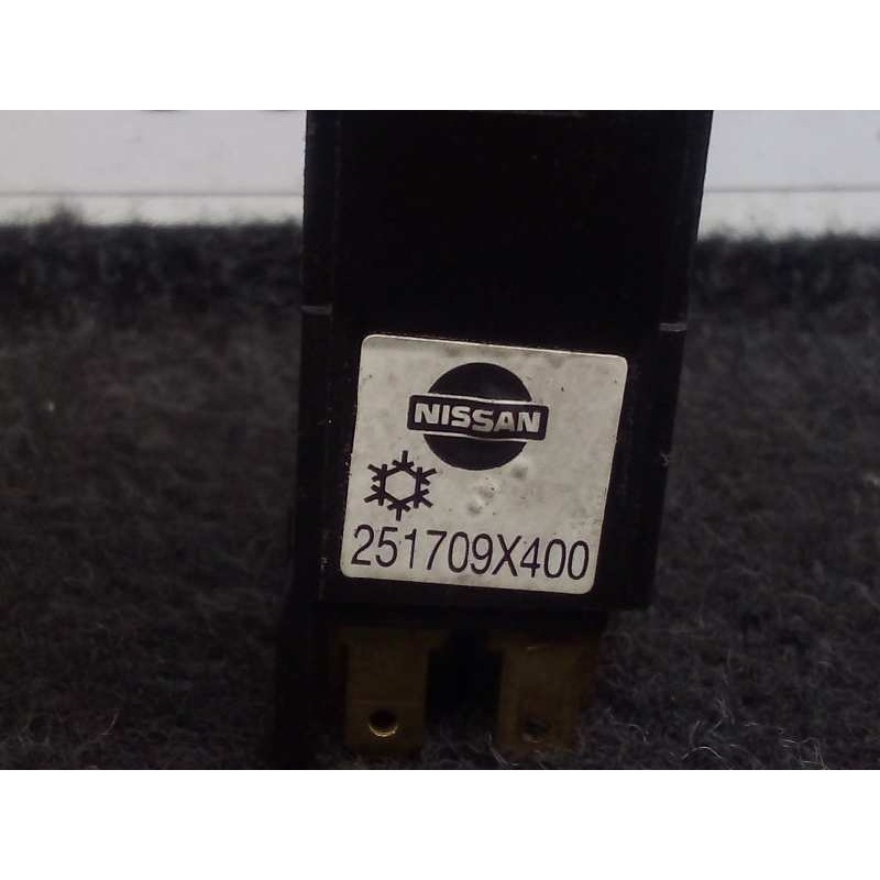 Recambio de interruptor para nissan atleon referencia OEM IAM 251709X400 A/C 
