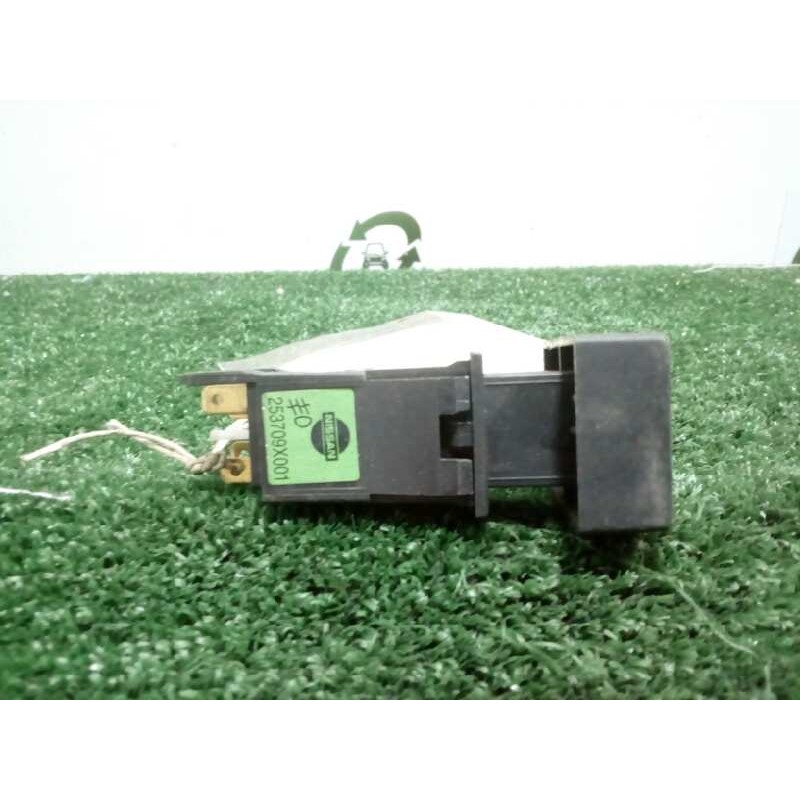 Recambio de interruptor para nissan atleon 165.75 (6.0 td) referencia OEM IAM   