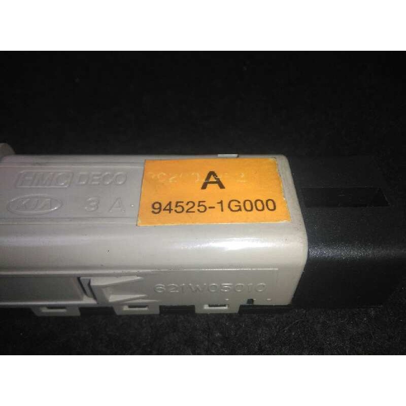 Recambio de interruptor para kia rio 1.4 cat referencia OEM IAM 945251G000 4.PINES 