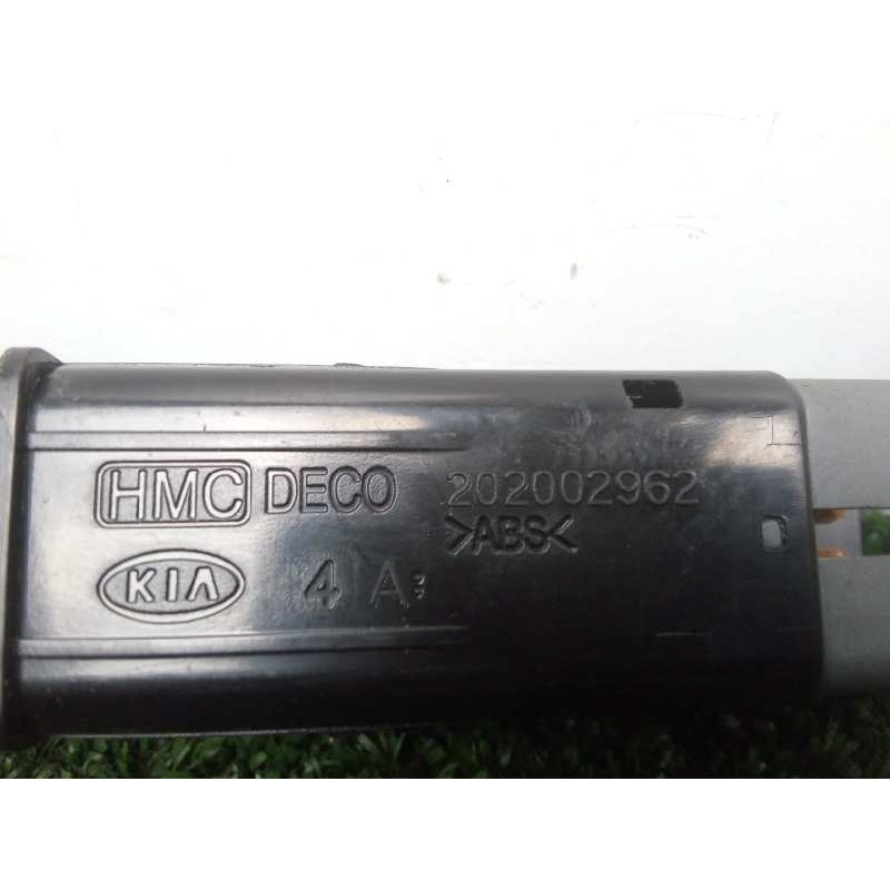 Recambio de interruptor para kia carnival 2.9 crdi cat referencia OEM IAM 202002962-621W0501  
