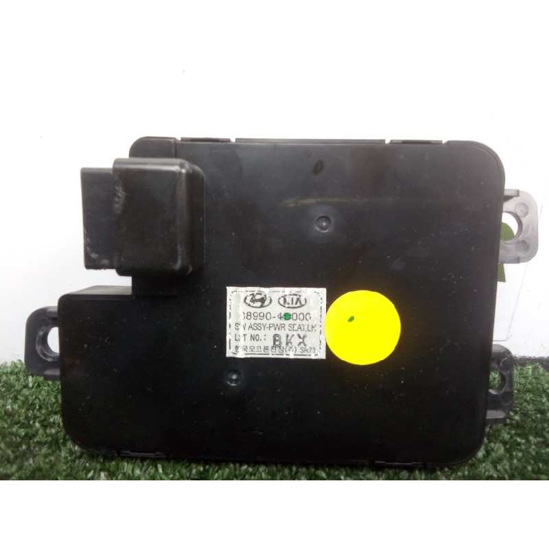 Recambio de interruptor para kia carnival 2.9 crdi cat referencia OEM IAM 889904D000  