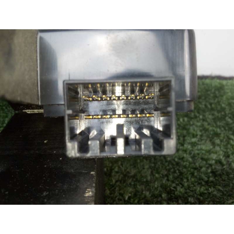 Recambio de interruptor para kia carnival 2.9 crdi cat referencia OEM IAM 889904D000  