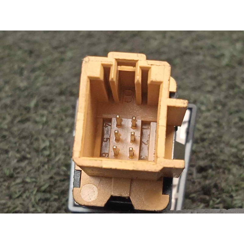 Recambio de interruptor para volkswagen passat berlina (3c2) 2.0 tdi referencia OEM IAM 3C0927227A 6.PINES 