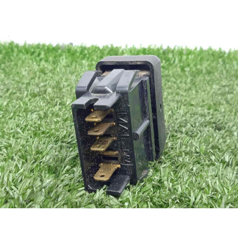Recambio de interruptor para nissan trade 2.8d referencia OEM IAM  4.PINES 