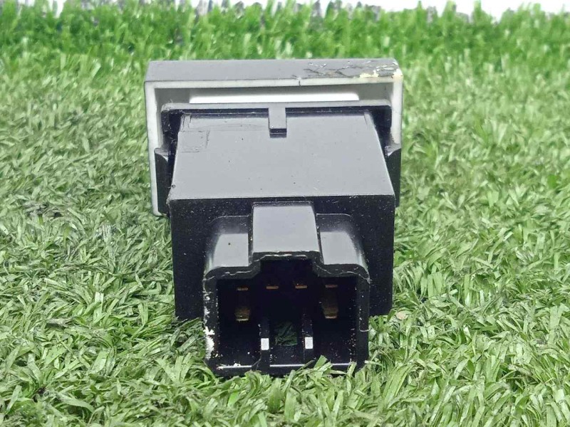 Recambio de interruptor para ssangyong rexton 2.9 turbodiesel cat referencia OEM IAM 8520008310 6.PINES 