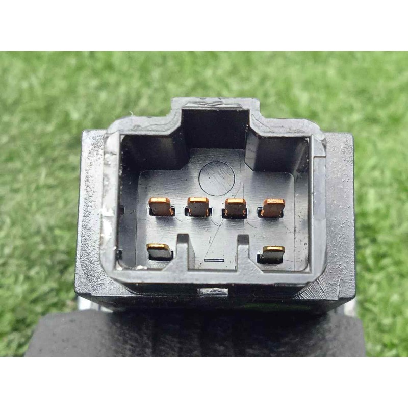 Recambio de interruptor para ssangyong rexton 2.9 turbodiesel cat referencia OEM IAM 8520008310 6.PINES 
