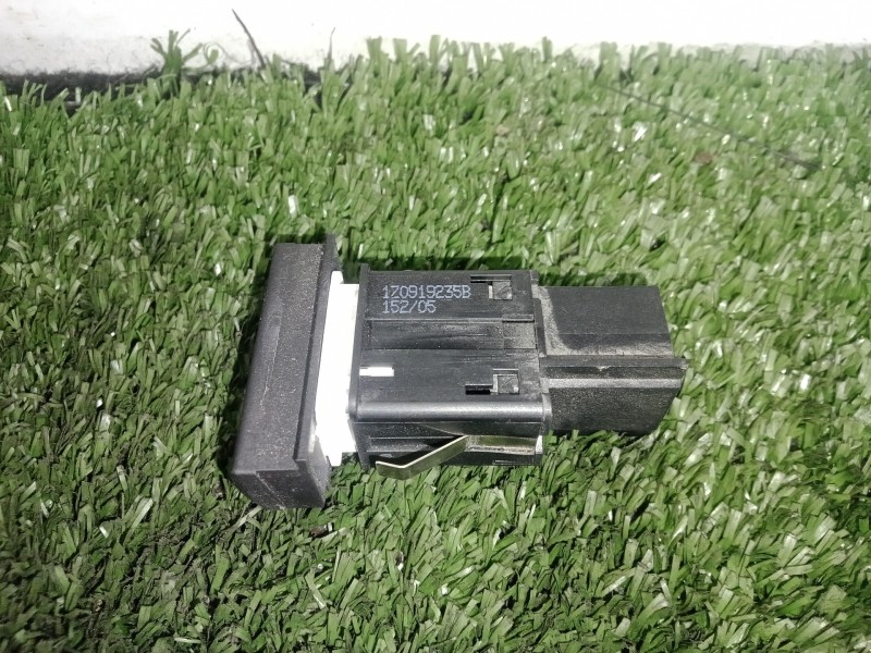 Recambio de interruptor para skoda octavia berlina (1z3) 1.9 tdi referencia OEM IAM 1Z0919235B  