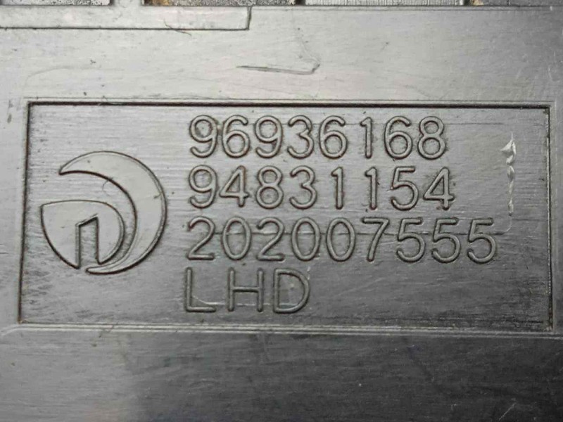 Recambio de interruptor para chevrolet cruze 1.6 cat referencia OEM IAM 96936168  