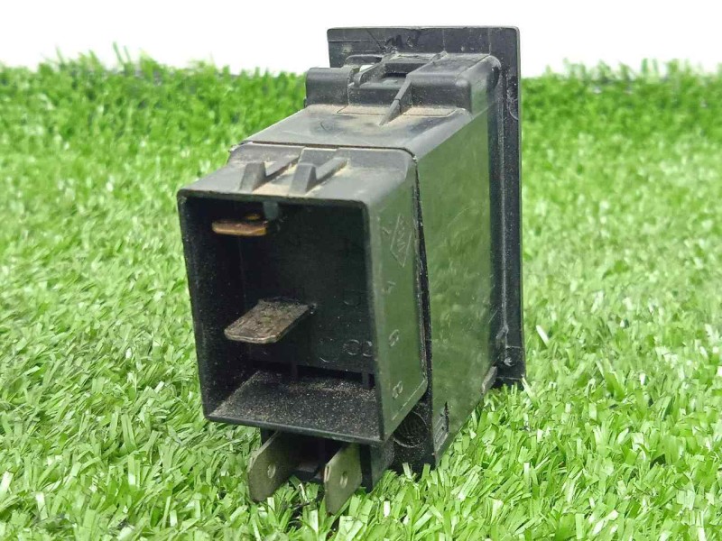 Recambio de interruptor para nissan cabstar - e 3.0 td 110 referencia OEM IAM  SIRENA 