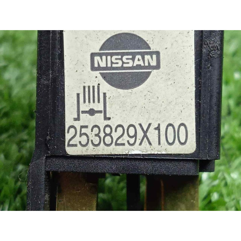Recambio de interruptor para nissan atleon 3.0 d referencia OEM IAM 253829X100 4.PINES 