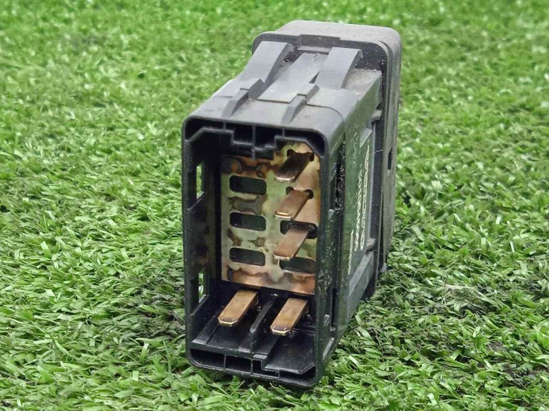 Recambio de interruptor para volvo fl xxx 7.2 diesel referencia OEM IAM 5010645066  
