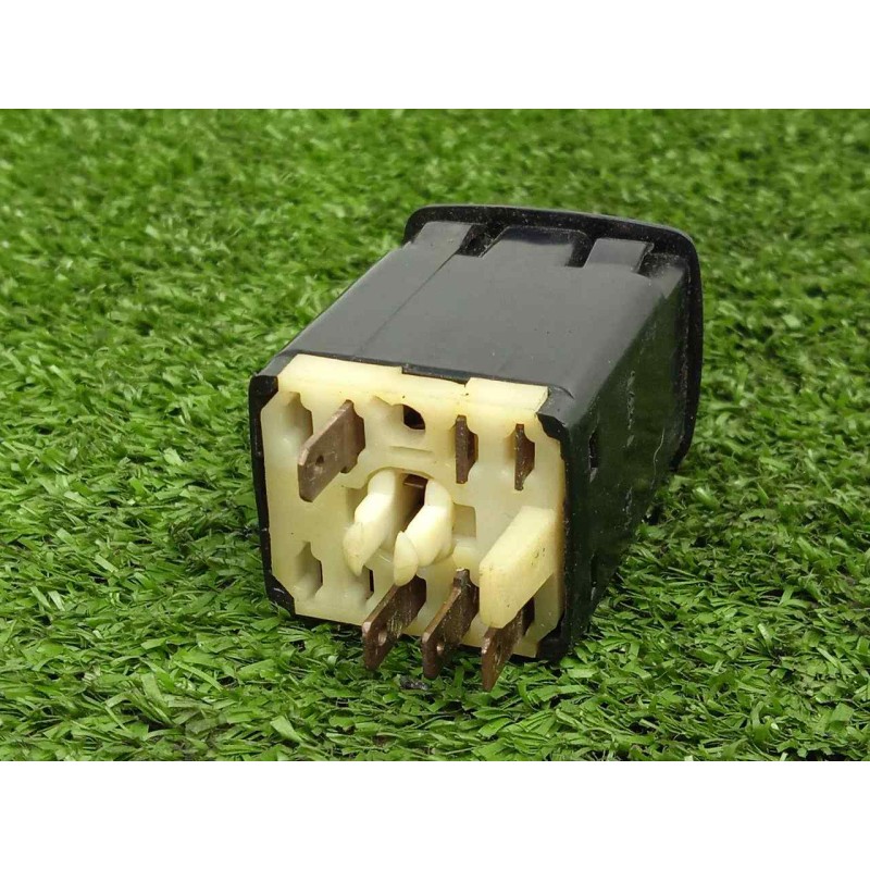 Recambio de interruptor para peugeot 505 berlina 2.5 turbodiesel referencia OEM IAM SINREFERENCIA  
