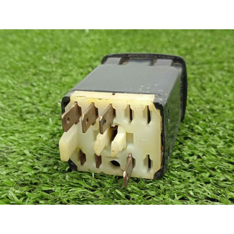 Recambio de interruptor para peugeot 505 berlina 2.5 turbodiesel referencia OEM IAM SINREFERENCIA  