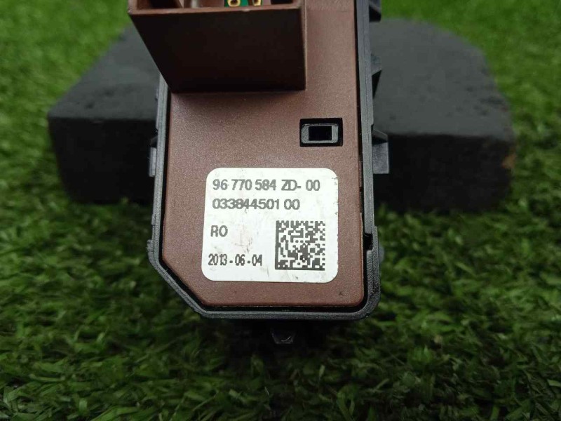 Recambio de interruptor para peugeot 508 2.0 16v hdi fap referencia OEM IAM 96770584ZD 4.PINES 