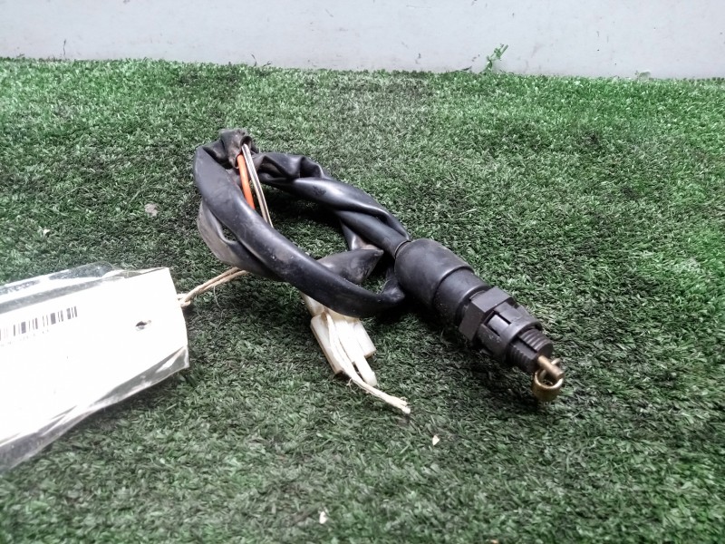 Recambio de interruptor para hyosung aquila referencia OEM IAM   