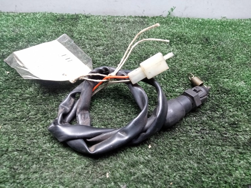 Recambio de interruptor para hyosung aquila referencia OEM IAM   