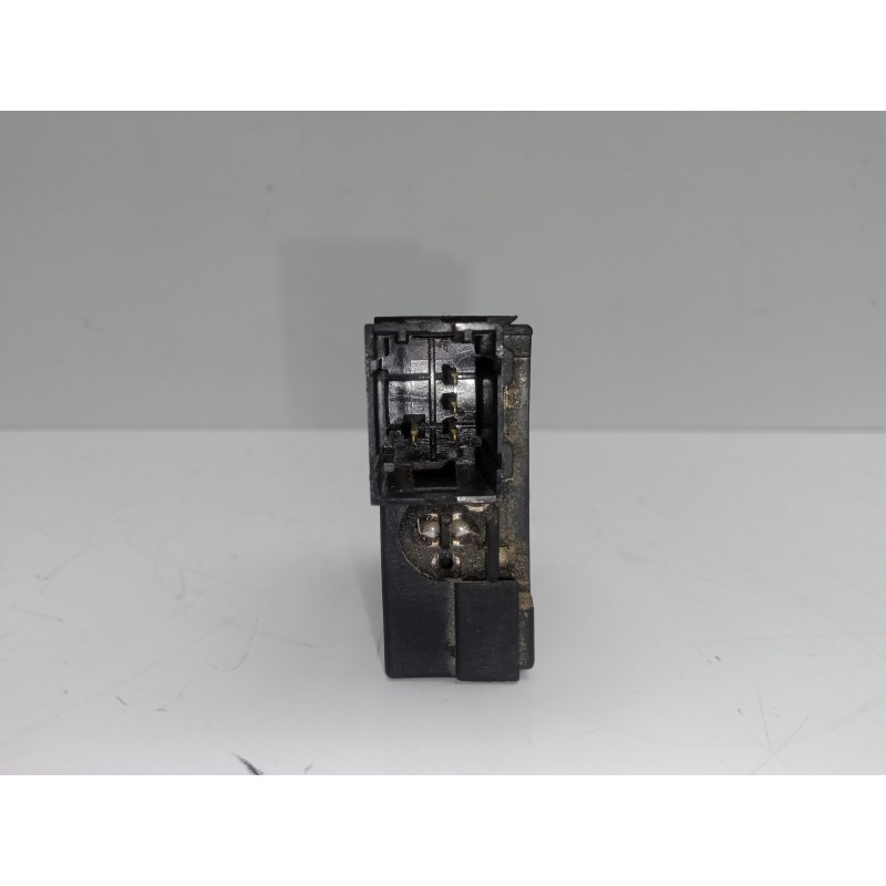 Recambio de interruptor para renault clio iii 1.2 referencia OEM IAM   