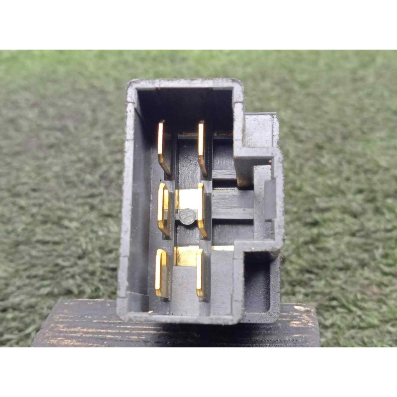 Recambio de interruptor para isuzu n-serie 5.2 diesel referencia OEM IAM 8971368141  