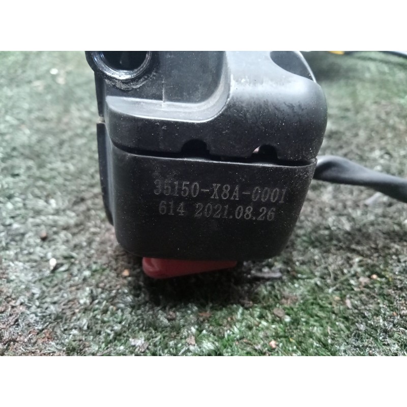 Recambio de interruptor para sym jet4 r 50 referencia OEM IAM 35150X8A0001  