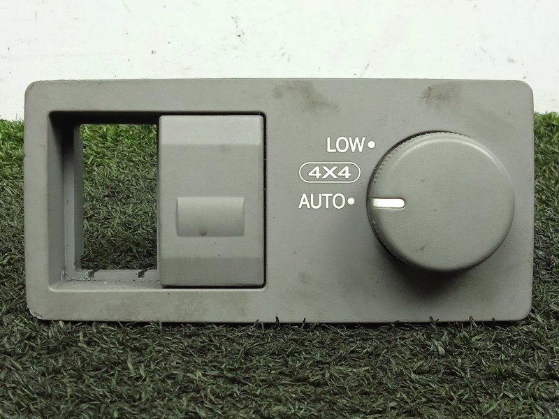 Recambio de interruptor para kia sorento 2.5 crdi cat referencia OEM IAM SINREFERENCIA  