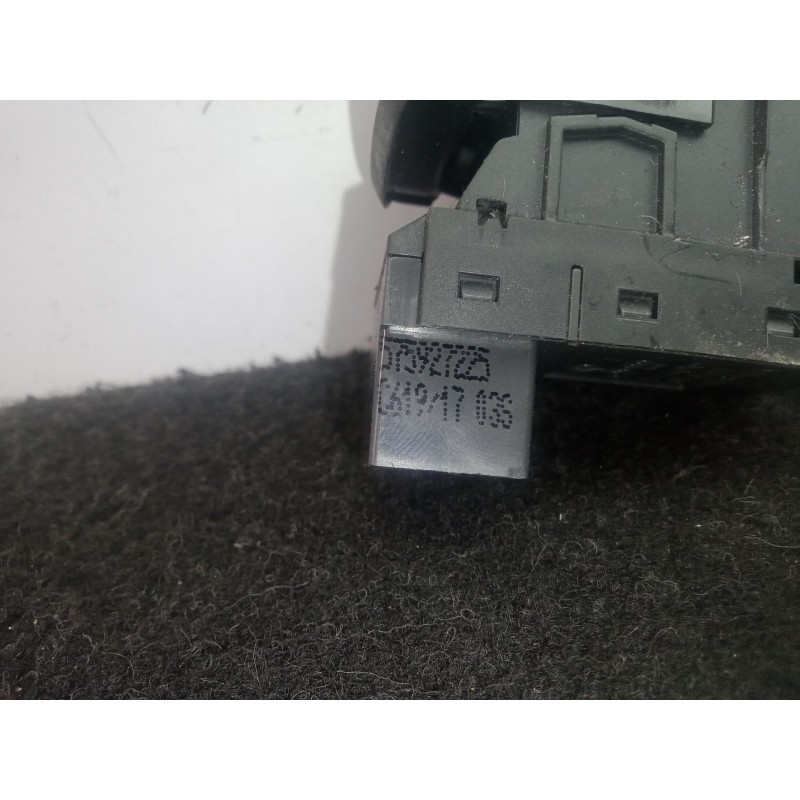 Recambio de interruptor para seat leon st (5f8) 1.6 tdi referencia OEM IAM 575927225  