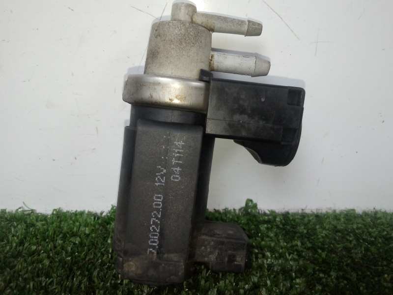 Recambio de valvula de vacio para kia cerato 2.0 turbodiesel cat referencia OEM IAM 70027200 2.PINES 