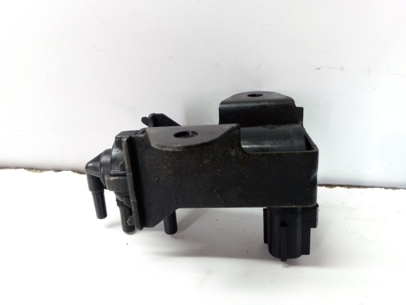 Recambio de valvula aire adicional para ford focus berlina (cap) 1.6 tdci cat referencia OEM IAM NOTIENEREFERENCIA NO TIENE REFE