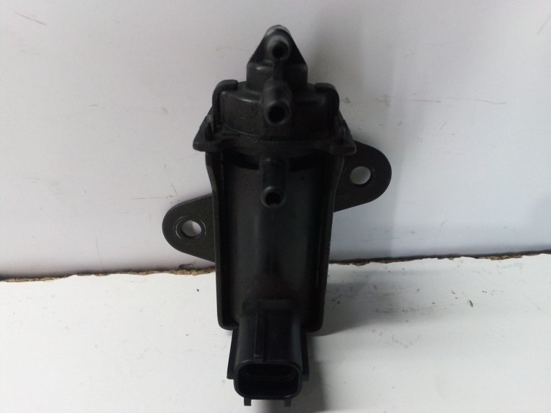 Recambio de valvula aire adicional para ford focus berlina (cap) 1.6 tdci cat referencia OEM IAM NOTIENEREFERENCIA NO TIENE REFE