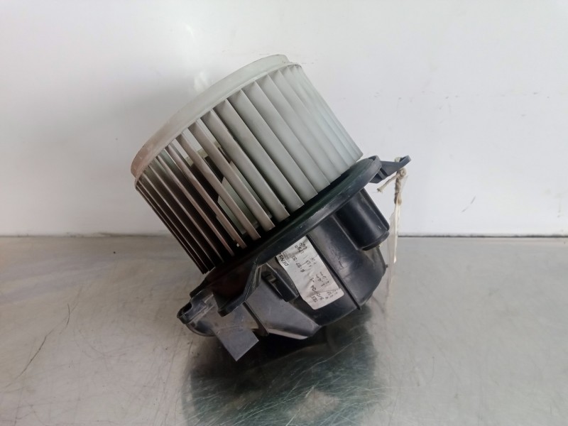 Recambio de motor calefaccion para fiat stilo (192) 1.9 jtd cat referencia OEM IAM NOTIENEREFERENCIA DENSO 2.PINES