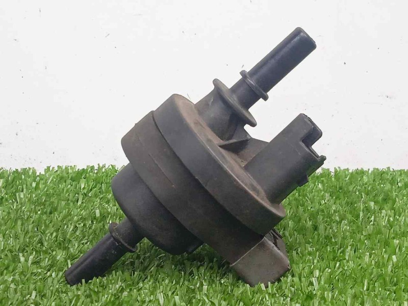 Recambio de valvula de vacio para renault megane iii berlina 5 p 1.6 16v referencia OEM IAM 8200660852-2580119A  