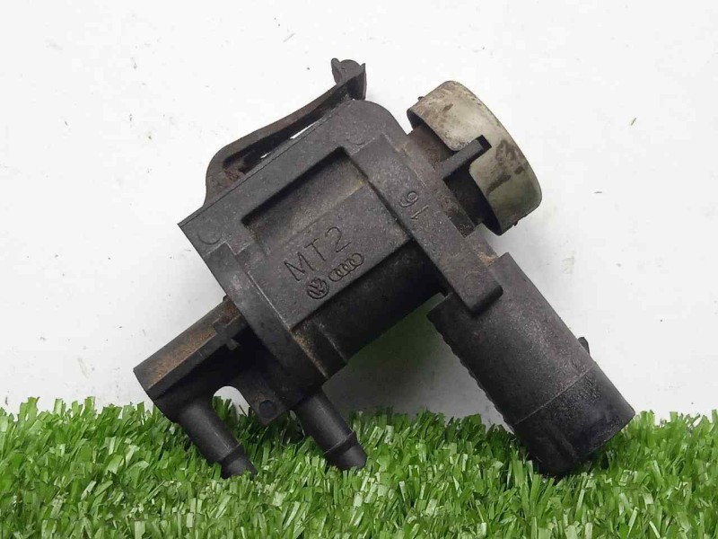 Recambio de valvula de vacio para seat leon (1m1) 1.9 tdi referencia OEM IAM 1J0906283C  