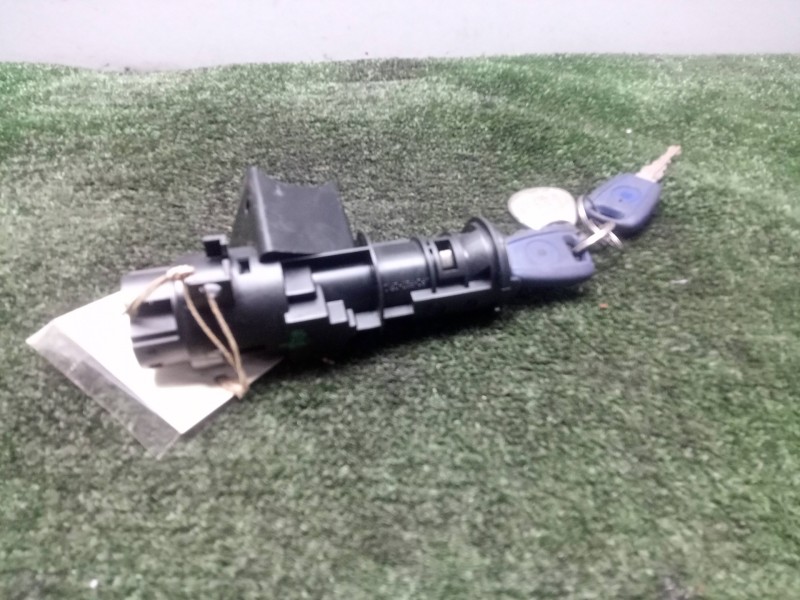 Recambio de conmutador de arranque para fiat punto berlina (188) 1.2 cat referencia OEM IAM SINREFERENCIA  